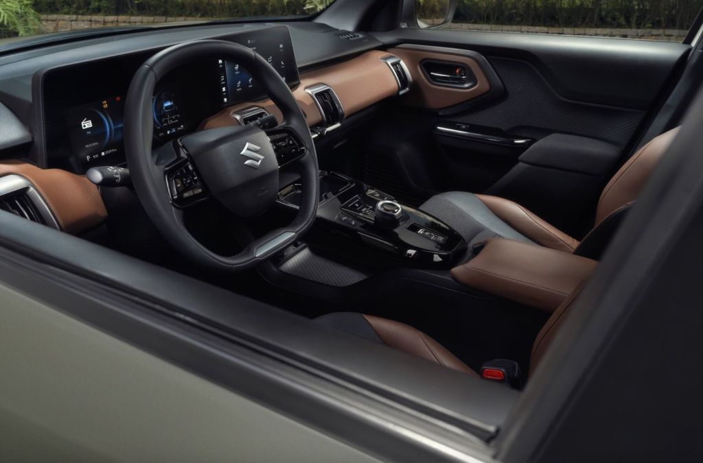 Cabine do Suzuki e Vitara