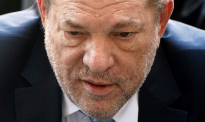 Preso, Harvey Weinstein testa positivo para coronavírus