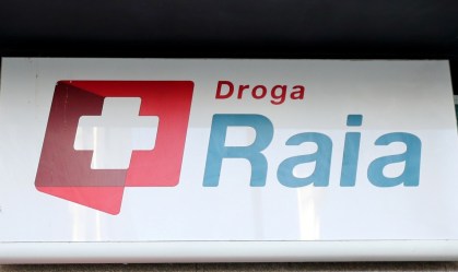 Raia Drogasil diz que não aumentará preço de remédios em abril