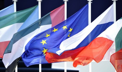 Plano do G20 contra COVID-19 vai mirar problemas de dívida de países mais pobres