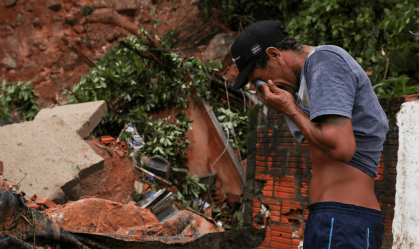 Nº de mortos por chuvas na Baixada Santista chega a 42; buscas continuam