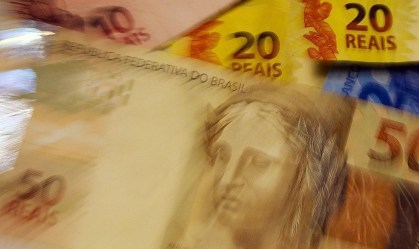 Real está barato, mas investidor observa risco fiscal, diz Deutsche Bank