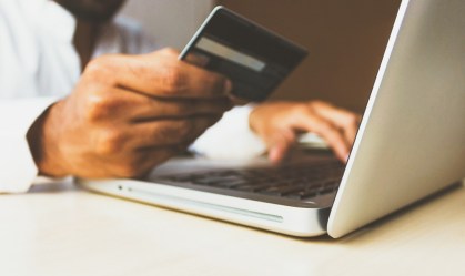 Digitalização e e-commerce podem impulsionar crescimento de países, afirma OMC