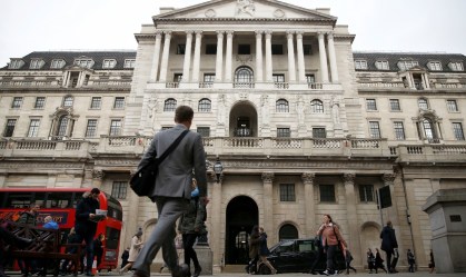 BC britânico aumenta programa de estímulos em £ 100 bilhões