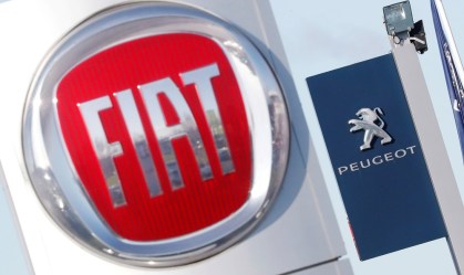 Fiat e Peugeot mantêm termos de fusão, mesmo com o avanço da pandemia