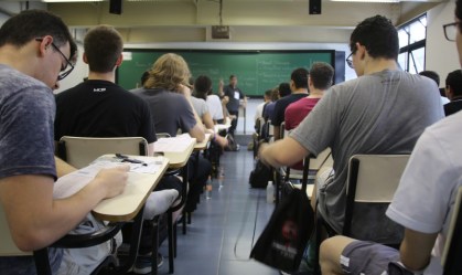 SP anuncia retorno do ensino superior em cidade com 15 dias na fase amarela