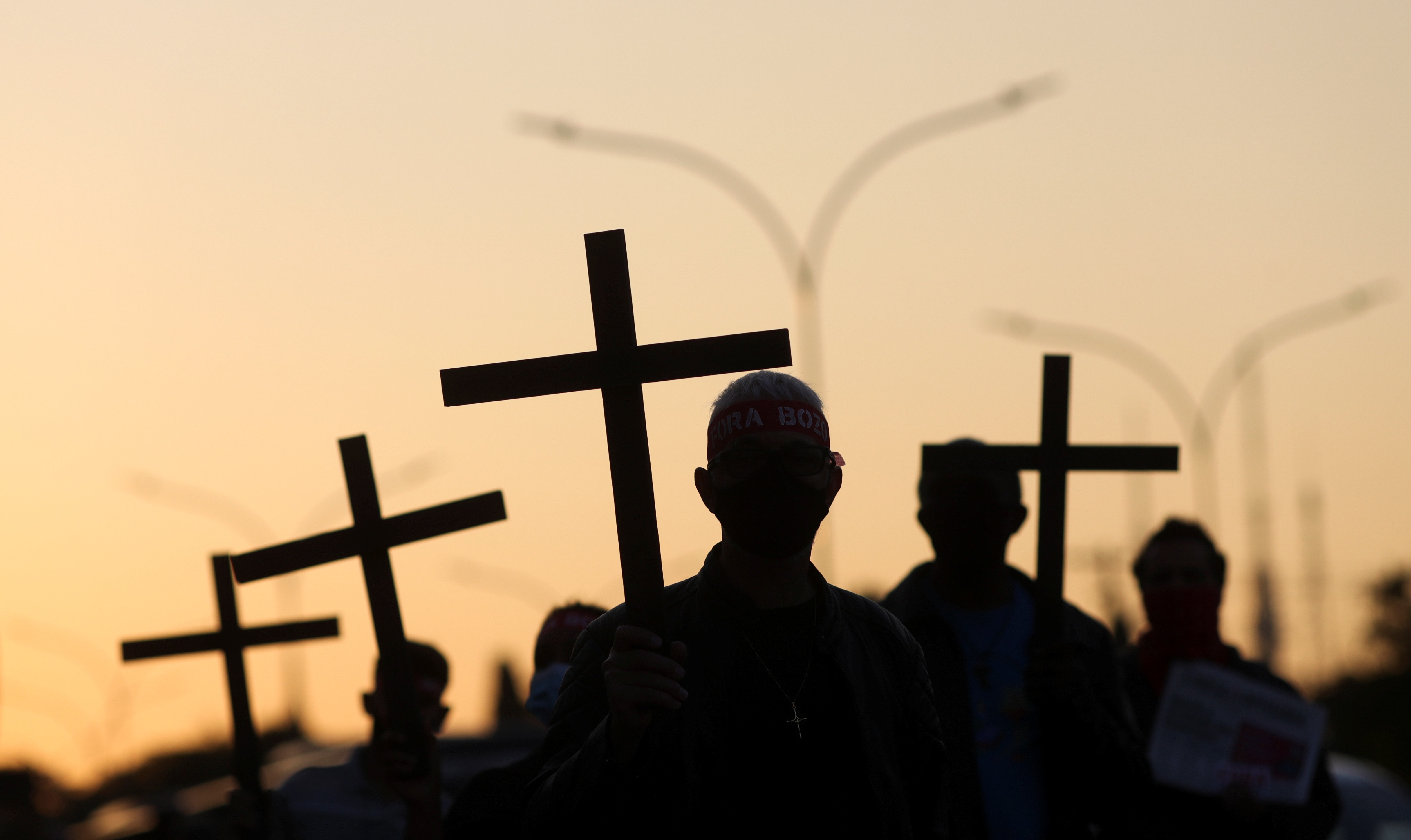 Homenagem em São Paulo às 100 mil vítimas da Covid-19 no Brasil