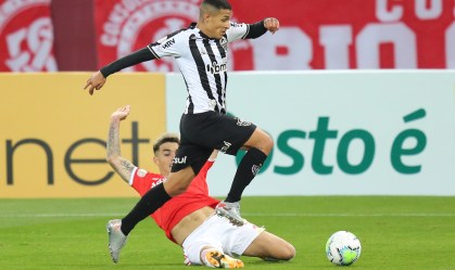 Número de jogadores estrangeiros no Brasileirão tem queda de 25,3%