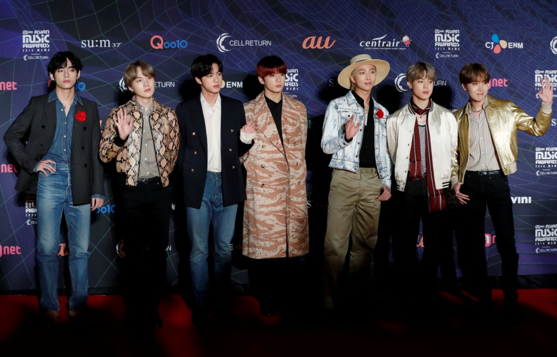K-POP・アジア bts BTS é único grupo de K-pop entre os mais tocados da década na