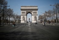 Pacientes em UTIs para Covid-19 atingem maior número em 7 semanas na França