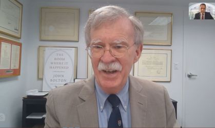 John Bolton: 'China viola privacidade dos cidadãos'