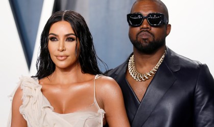 Kim Kardashian pede compaixão em meio a luta de Kanye com transtorno bipolar