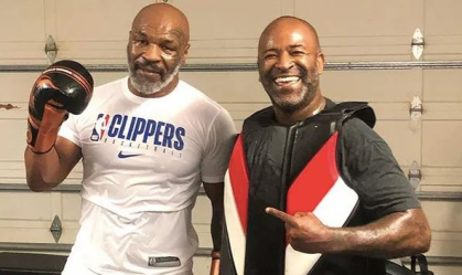 Após 15 anos, Mike Tyson tem luta marcada contra Roy Jones Jr.