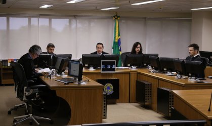 Tribunal da Lava Jato manda investigação contra Lulinha para Justiça de SP