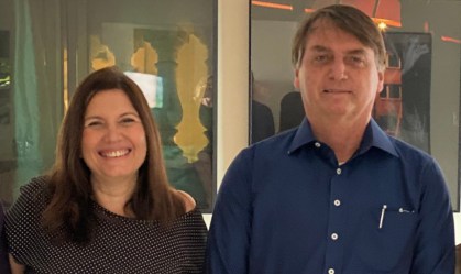 Visita de Bolsonaro a Bia Kicis é bem recebida por apoiadores da ala ideológica 