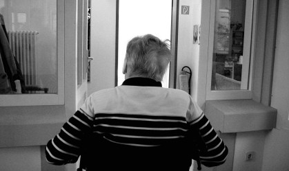 Vacinas contra gripe e pneumonia podem reduzir risco de Alzheimer, dizem estudos