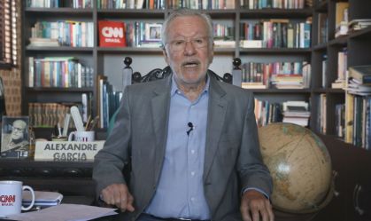 Liberdade de Opinião: Alexandre Garcia comenta as baixas na equipe de Guedes