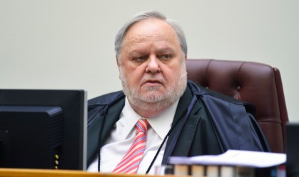 Relator do caso Queiroz tem alta e situação de ex-assessor pode ter reviravolta