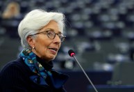 É “muito improvável” que BCE eleve os juros em 2022, diz Lagarde