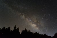 Céu de julho terá chuva de meteoros e encontros celestes