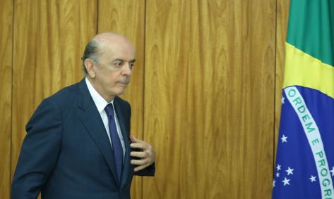 O senador José Serra