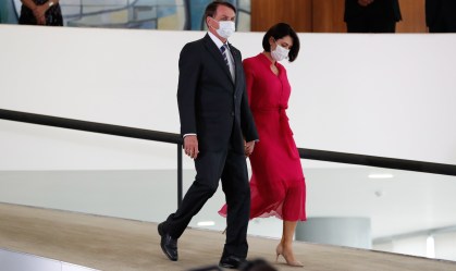 Michelle Bolsonaro testa positivo para Covid-19