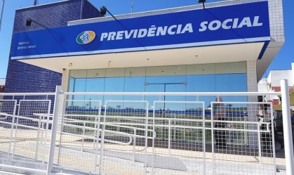 Governo adianta parcela do 13º do INSS para abril e avalia novos saques do FGTS