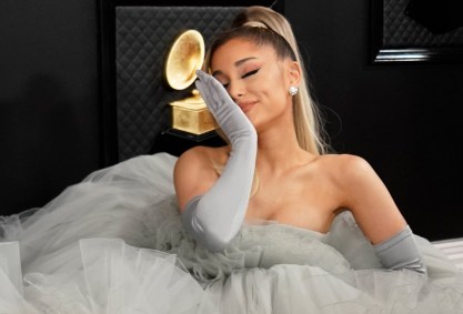 Cantora Ariana Grande na premiação do Grammy