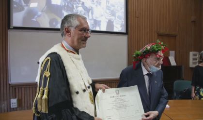 Aos 96 anos, italiano se torna o mais velho do país a se formar em universidade