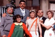 “Chaves” volta à TV no Brasil após 4 anos, mas 6 atores já morreram; saiba quais
