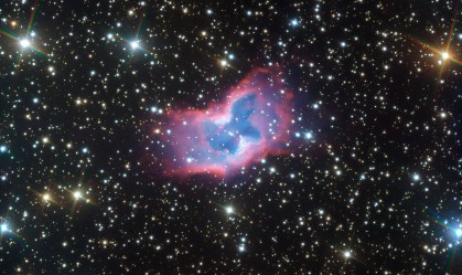 Astrônomos capturam 'borboleta espacial' a milhares de anos-luz de distância