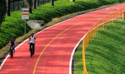 Quatro parques e ciclovia da Marginal Pinheiros reabrem em SP