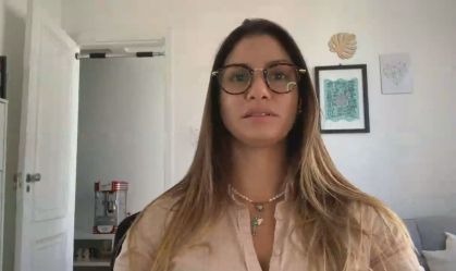 É grotesco, misógino e cruel, diz advogada filmada praticando ioga no Rio
