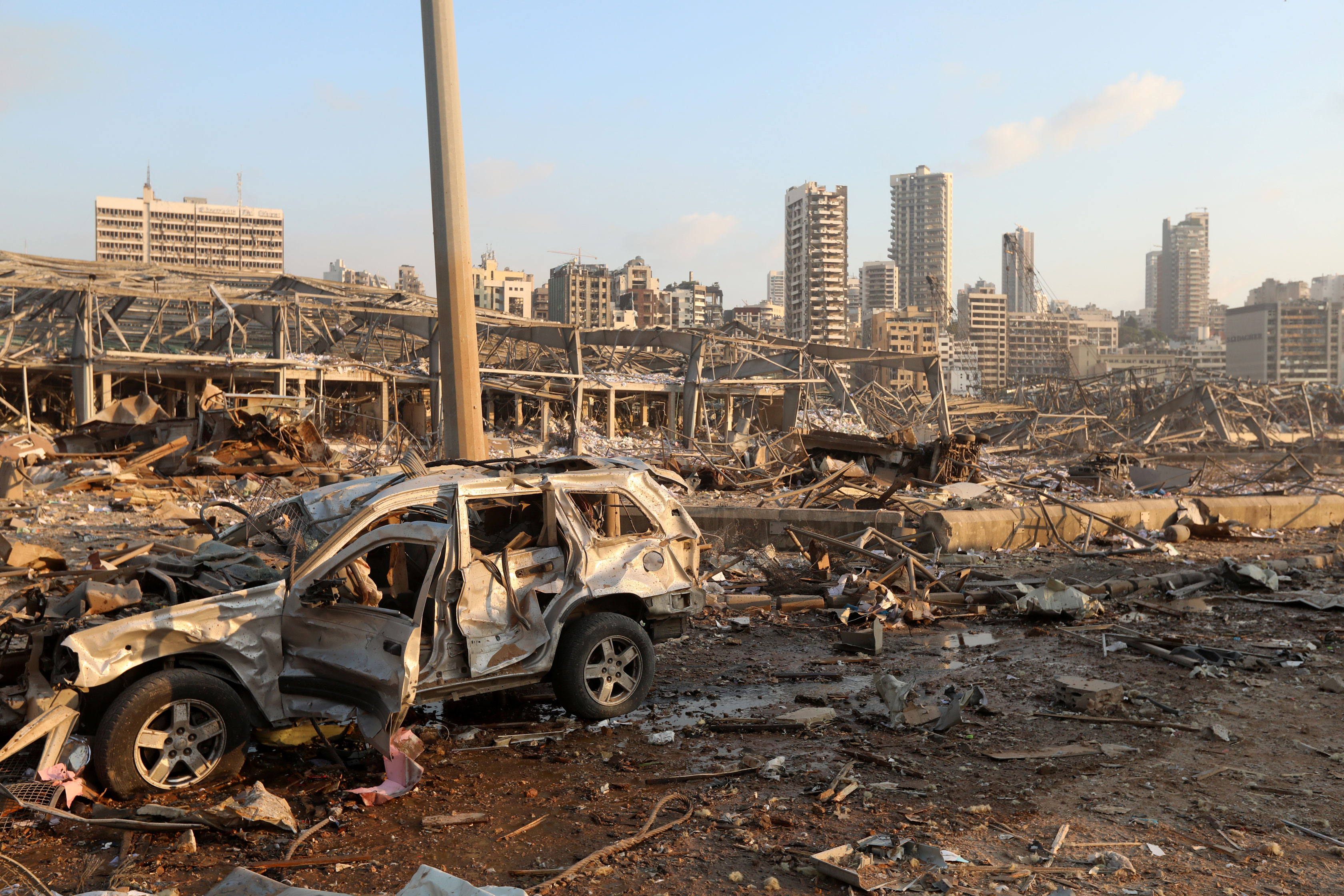 Destruição causada por explosão em Beirute, no Líbano