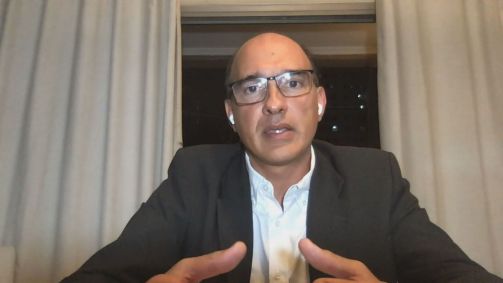 Adriano Mesquita Alencar, professor do Instituto de Física da USP em entrevista 