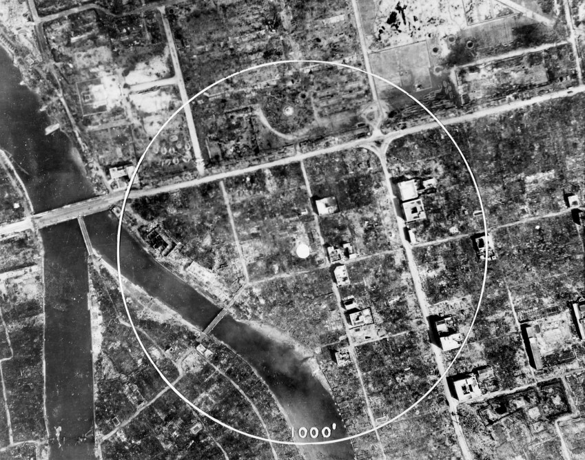 Vista aérea da destruição causada pela bomba atômica em Hiroshima / Foto: NARA/Public Domain