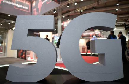 Alas militar e ideológica do governo disputam influência sobre 5G