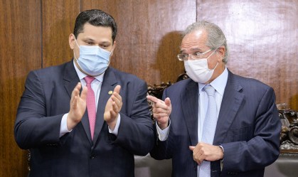 Guedes busca apoio de Alcolumbre à ‘nova CPMF’