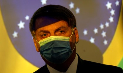 Bolsonaro diz esperar que Selic caia ainda mais "daqui a uns 30 dias"
