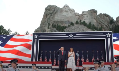 Casa Branca questionou Dakota do Sul sobre adição de Trump ao Monte Rushmore