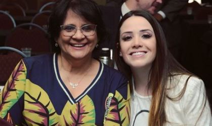 Governo exonera secretária da Juventude Jayana Nicaretta da Silva