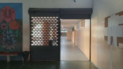 Escola vazia após a suspensão das atividades presenciais por conta da pandemia