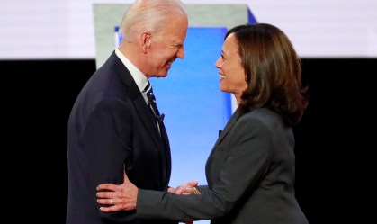 Biden e Kamala dizem a Zelensky que jamais reconhecerão anexação de territórios