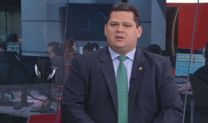 'Convidar para ato contra poderes é confrontar a democracia', diz Alcolumbre