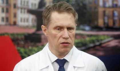Médicos russos receberão primeiras doses de vacina contra Covid-19 em 2 semanas
