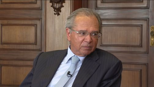 O ministro da Economia, Paulo Guedes, concede entrevista exclusiva à CNN Brasil