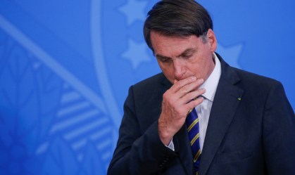 Para evitar boicote, Bolsonaro muda horário de reunião com chefes de poderes