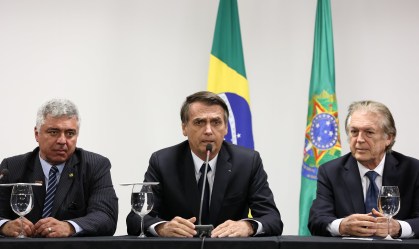 Bolsonaro está ‘99%’ decidido a voltar ao PSL e se reunirá com Bivar para acordo