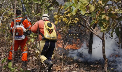 Governo destina R$ 10 milhões para combater queimadas no Mato Grosso