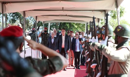 Governo sem corrupção é obrigação, diz Bolsonaro em evento no RJ